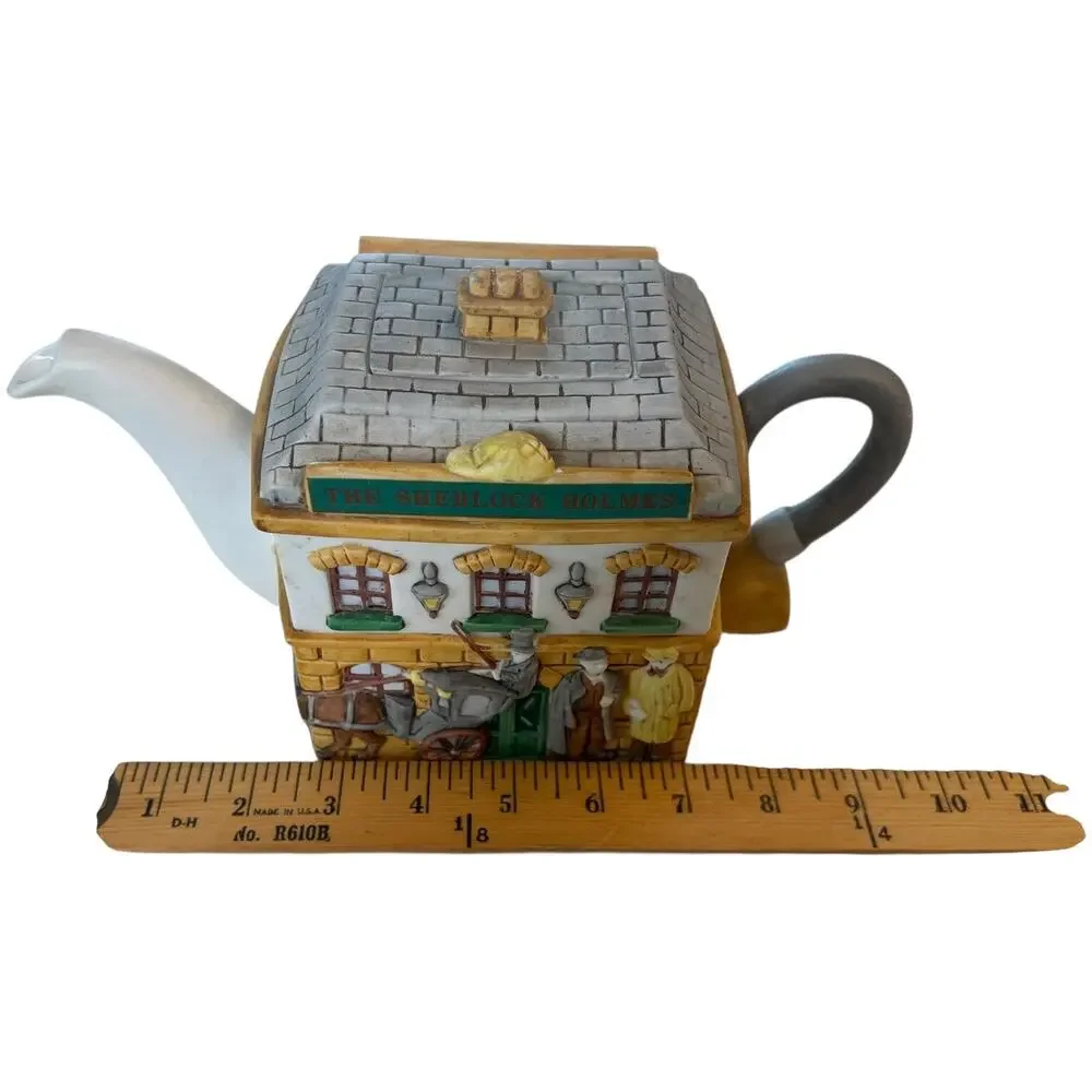 Vintage 90s Christopher Wren Sherlock Holmes Pub Teapot Staffordshire Fine China